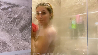 Глотают сперму