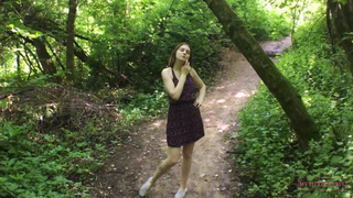 Кончил на волосы кареглазой My Little Betsy, хорошая выдалась прогулка в лесу