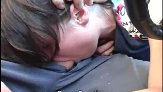 Таксист жестко изнасиловал русскую молодую студентку в машине